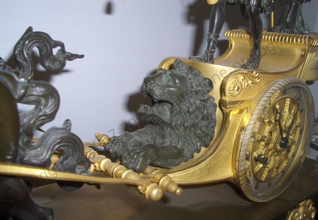 Bellissimo orologio con biga