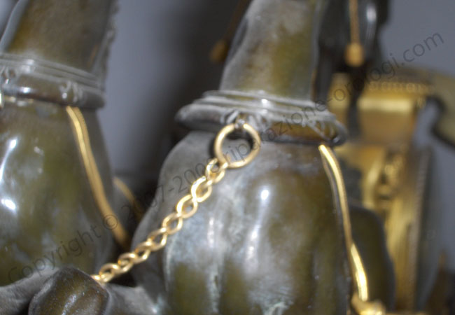 Bellissimo orologio con biga